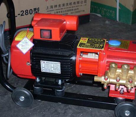 高壓沖洗機(jī)實拍